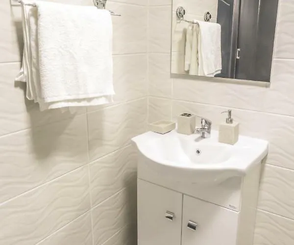 Victoria Duplex * בוקרשט